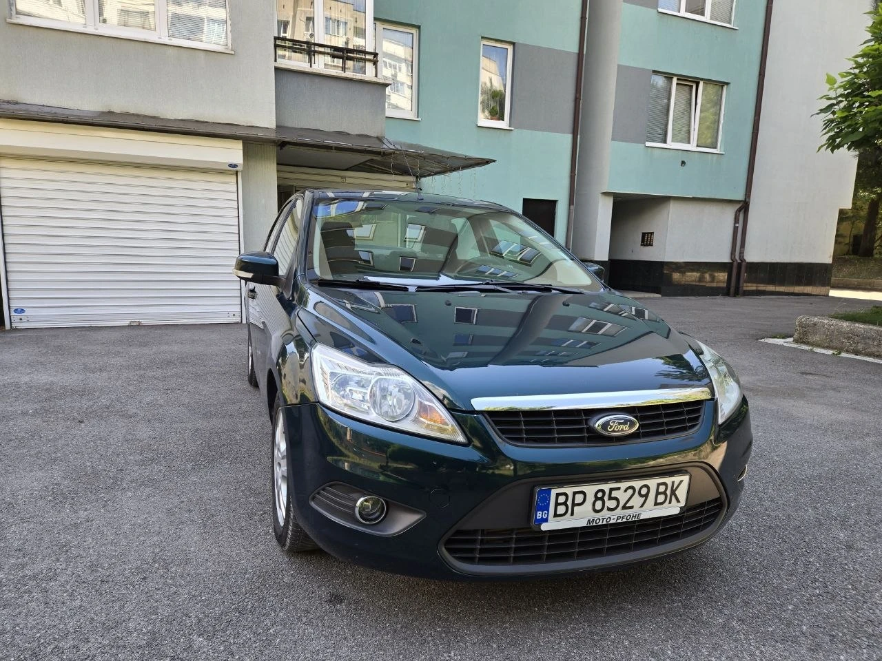 Ford Focus 1.6, снимка 7 - Автомобили и джипове - 55960354