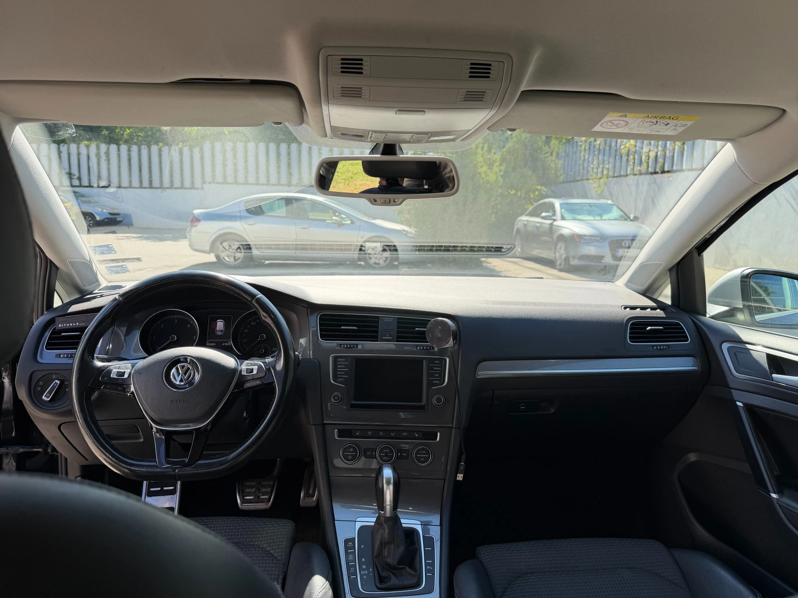 VW Golf, снимка 16 - Автомобили и джипове - 55967363