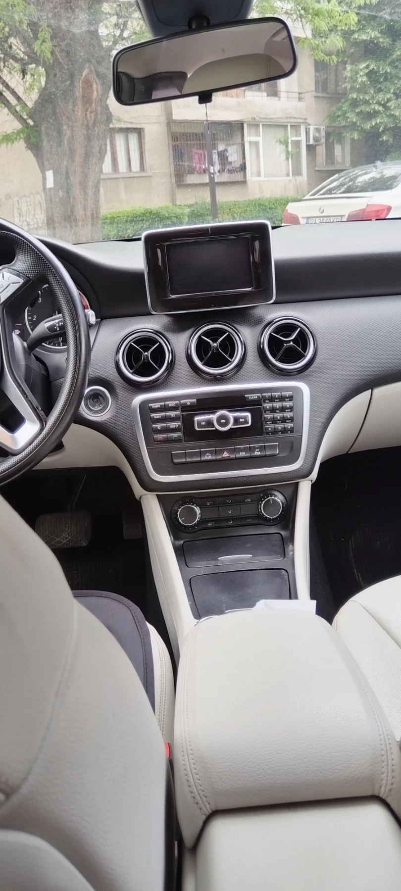 Mercedes-Benz A 180, снимка 9 - Автомобили и джипове - 55985673