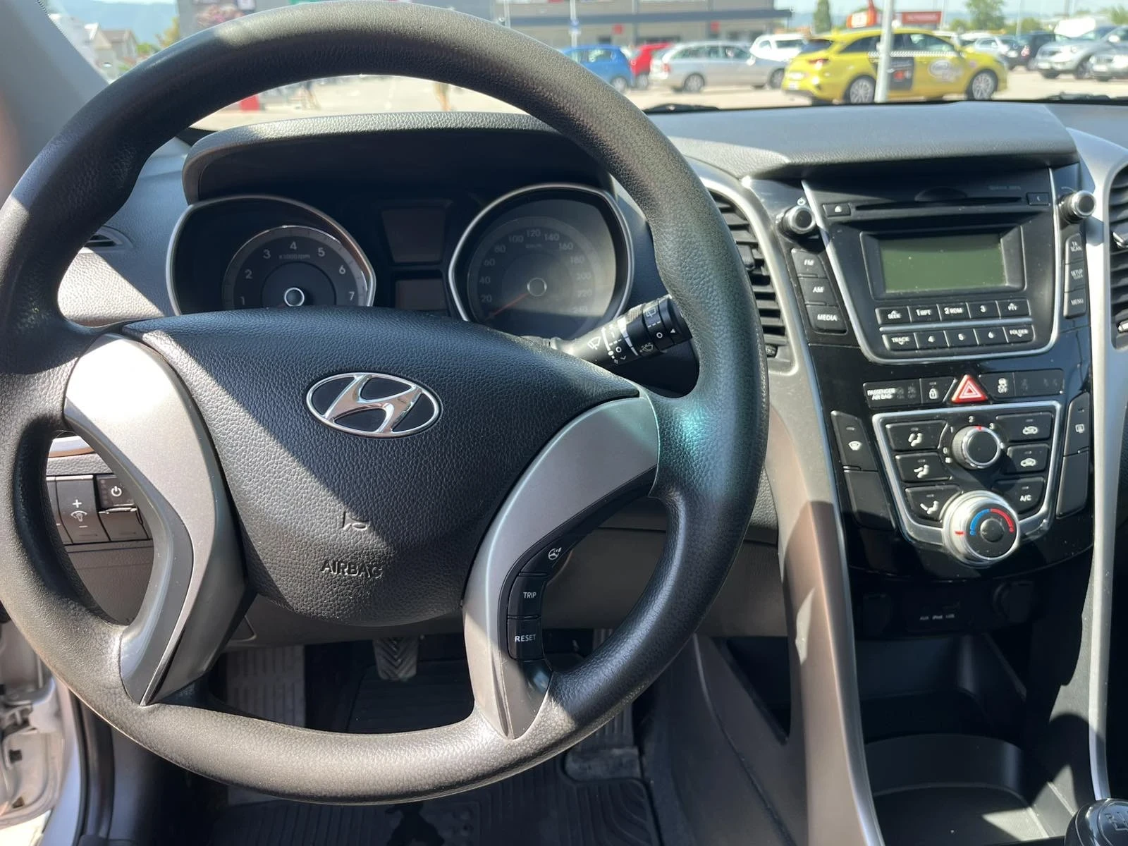Hyundai I30 бензин + газ, снимка 5 - Автомобили и джипове - 56540145