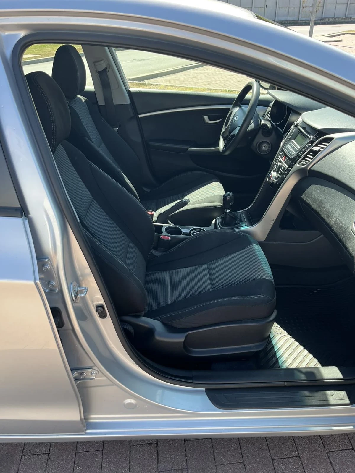 Hyundai I30 бензин + газ, снимка 9 - Автомобили и джипове - 56540145
