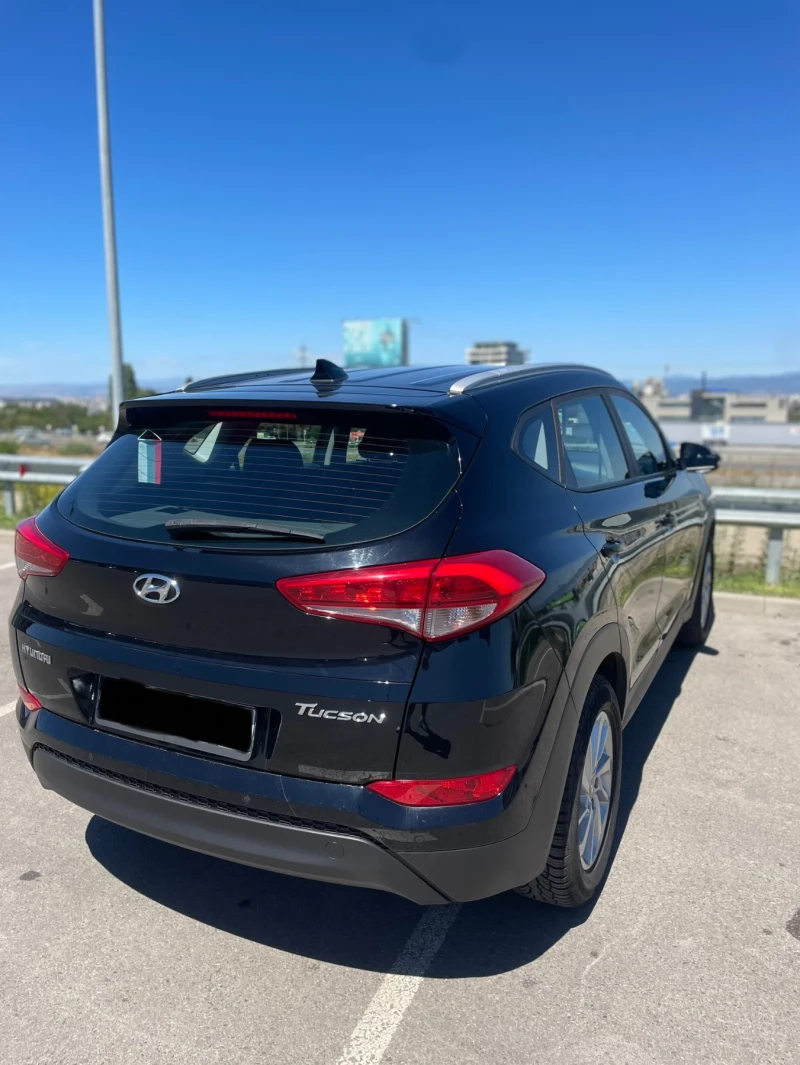 Hyundai Tucson, снимка 4 - Автомобили и джипове - 46835223