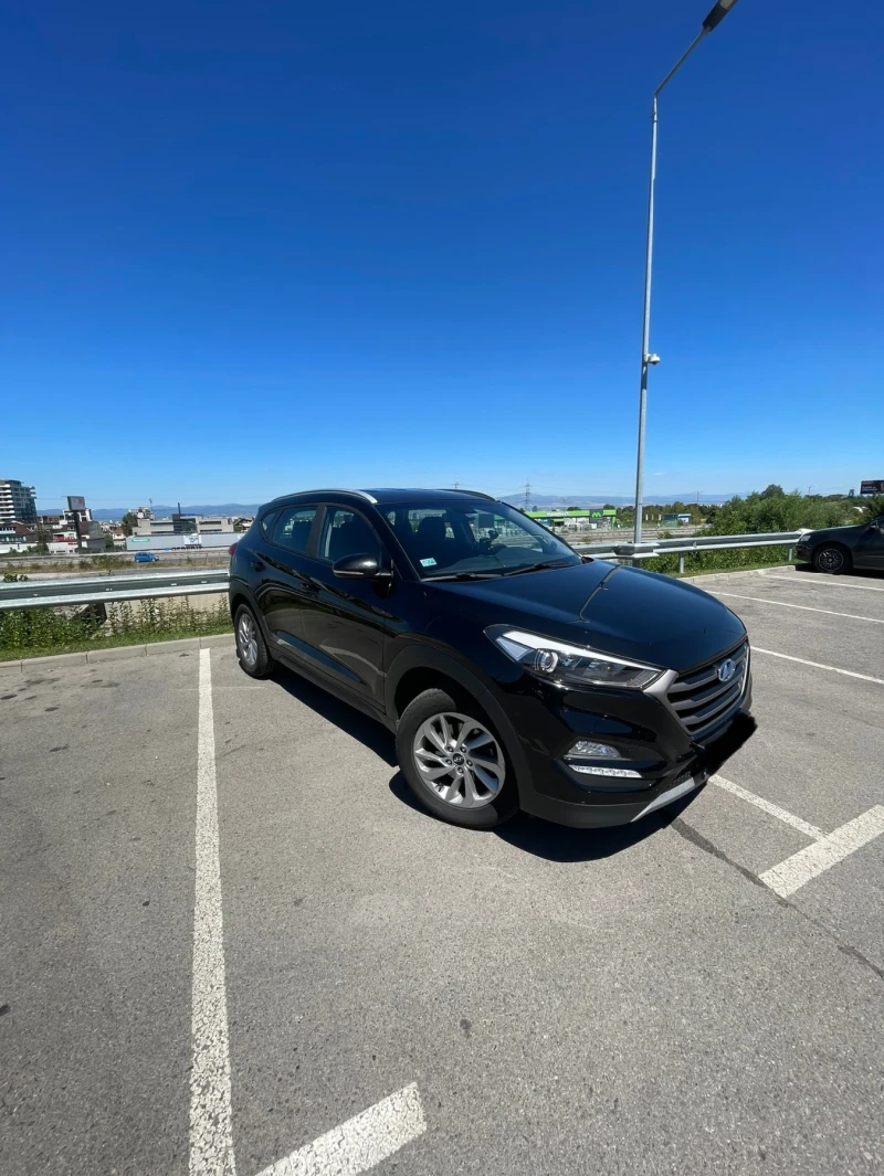 Hyundai Tucson, снимка 6 - Автомобили и джипове - 46835223