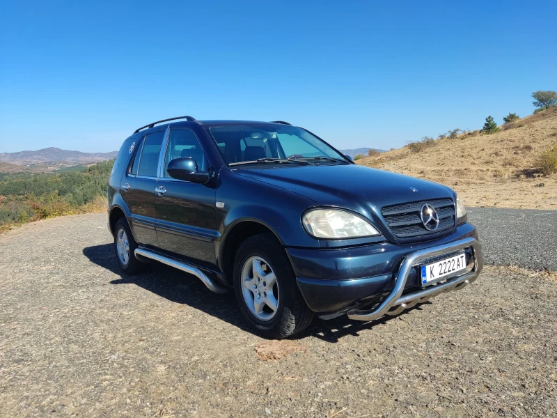 Mercedes-Benz ML 270, снимка 2 - Автомобили и джипове - 47315876