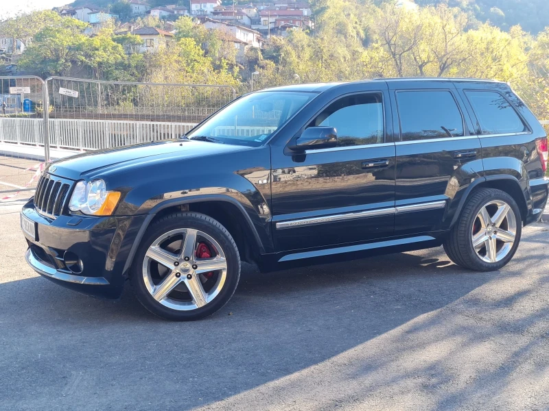 Jeep Grand cherokee 6.1SRT Facelift, снимка 1 - Автомобили и джипове - 47680905