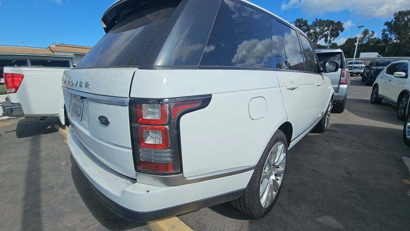 Land Rover Range rover  Supercharged, снимка 3 - Автомобили и джипове - 47938785