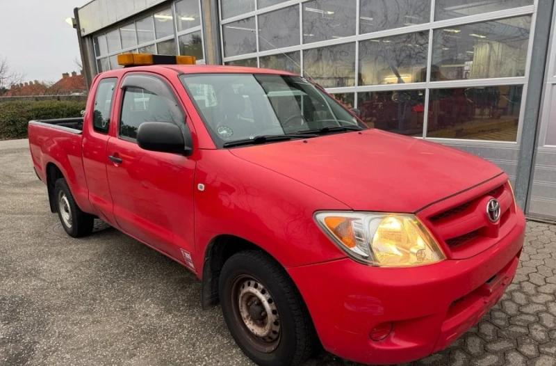 Toyota Hilux, снимка 3 - Автомобили и джипове - 48638587