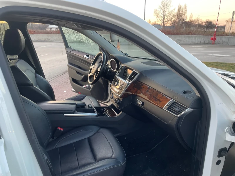 Mercedes-Benz ML 500 Amg, снимка 7 - Автомобили и джипове - 50636471