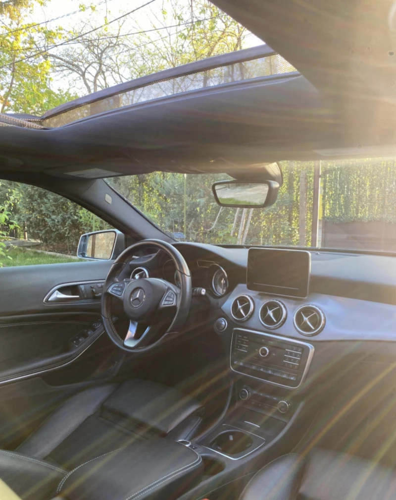 Mercedes-Benz GLA 250, снимка 5 - Автомобили и джипове - 52030493