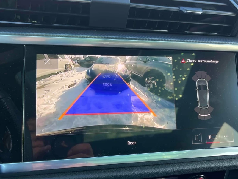 Audi Q3 * Progressiv * CARFAX * ЦЕНА ДО БГ, снимка 9 - Автомобили и джипове - 53304969