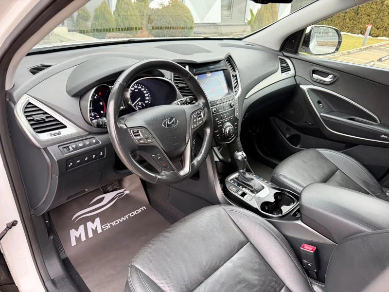 Hyundai Santa fe GRAND-PREMIUM-KEYLESS-GO-ПАНОРАМА-360-КАМЕРИ-ПАМЕТ, снимка 9 - Автомобили и джипове - 53417347