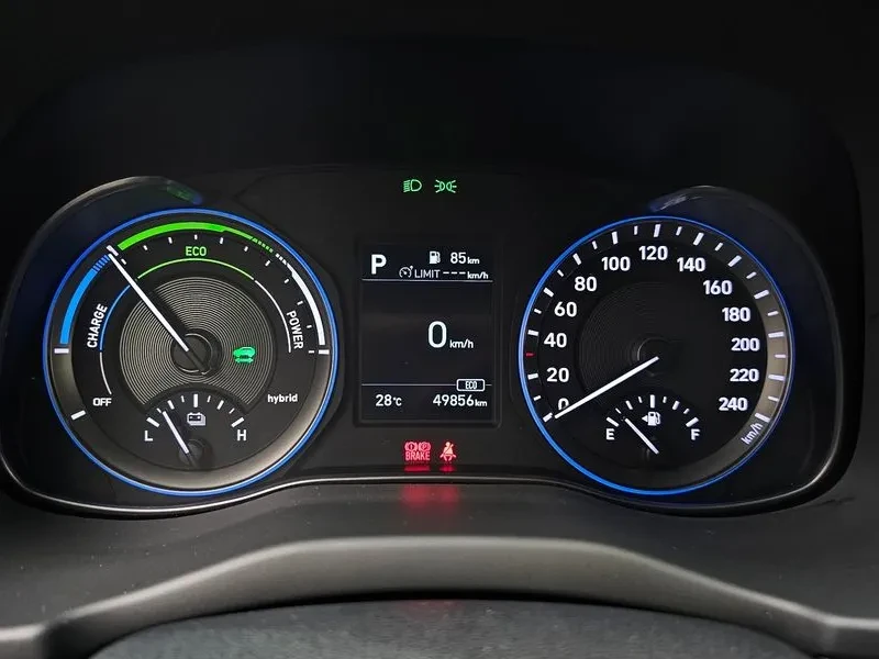 Hyundai Kona Hybrid Modern Special, снимка 8 - Автомобили и джипове - 55936581