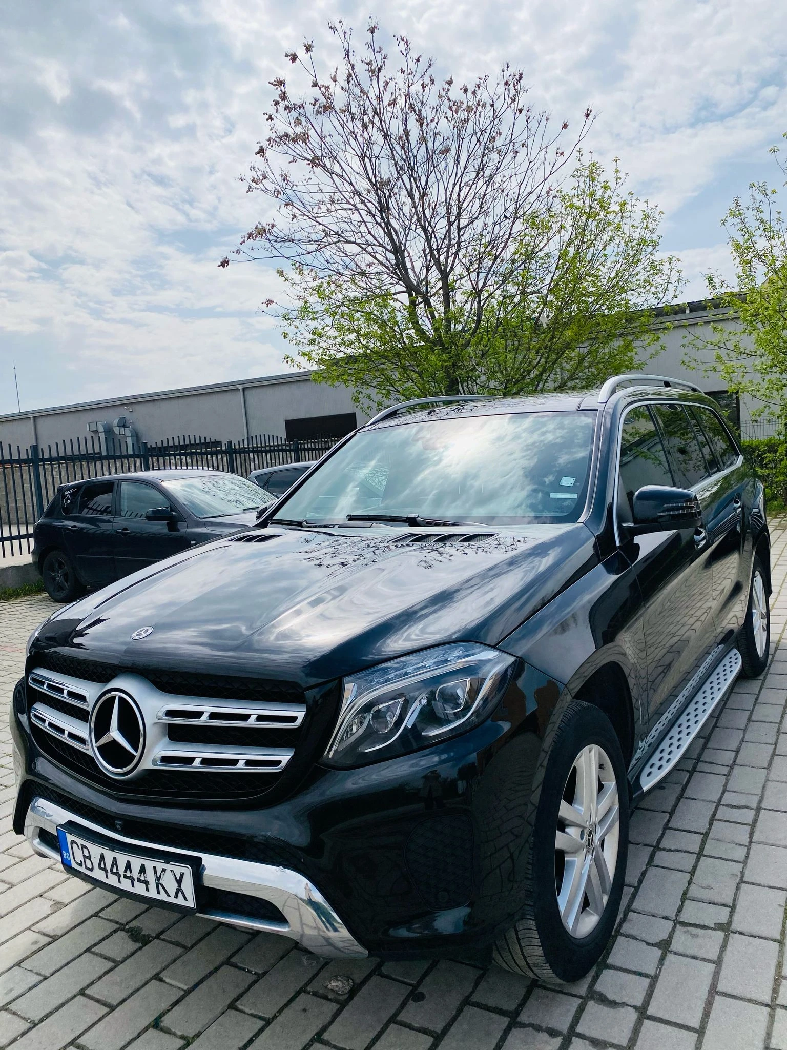 Mercedes-Benz GLS 350  - изображение 2