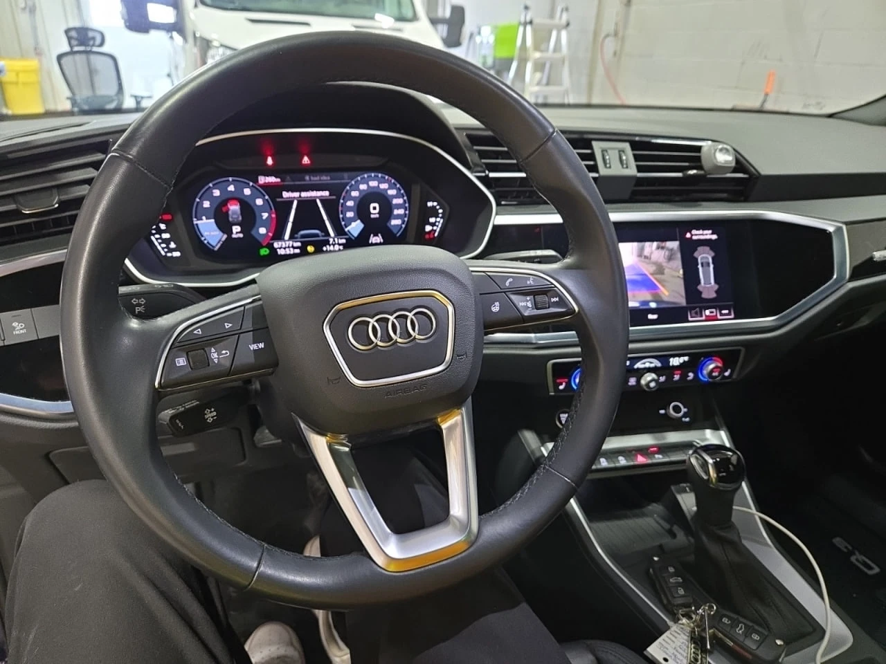 Audi Q3 * CARFAX * АВТО КРЕДИТ * ЦЕНА ДО БГ! - изображение 8