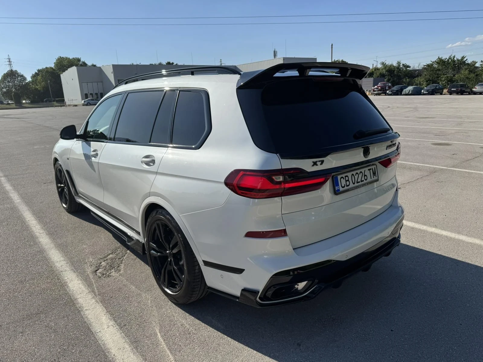 BMW X7 BMW X7 M50d - White Thunder Edition - изображение 6