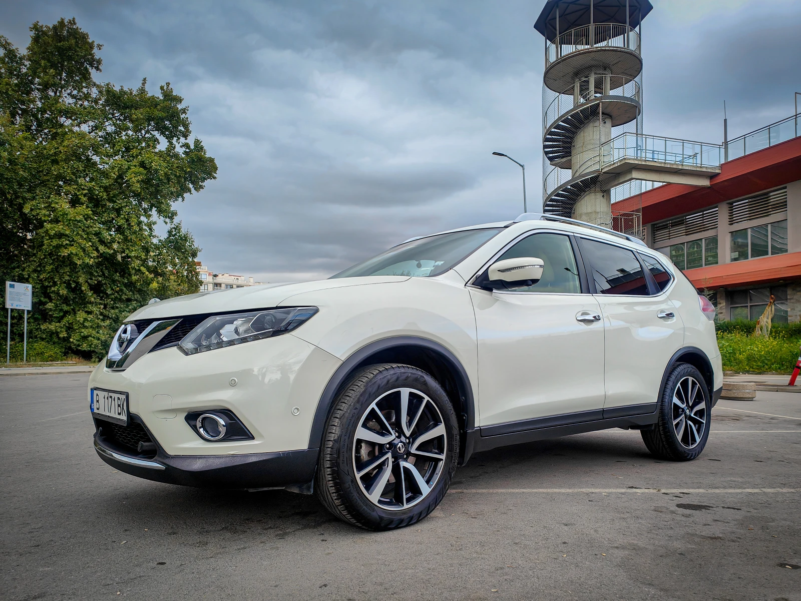 Nissan X-trail  - изображение 2
