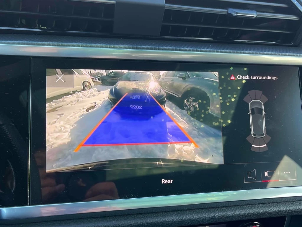 Audi Q3 * Progressiv * CARFAX * ���� �� �� | Mobile.bg � ����������� 9