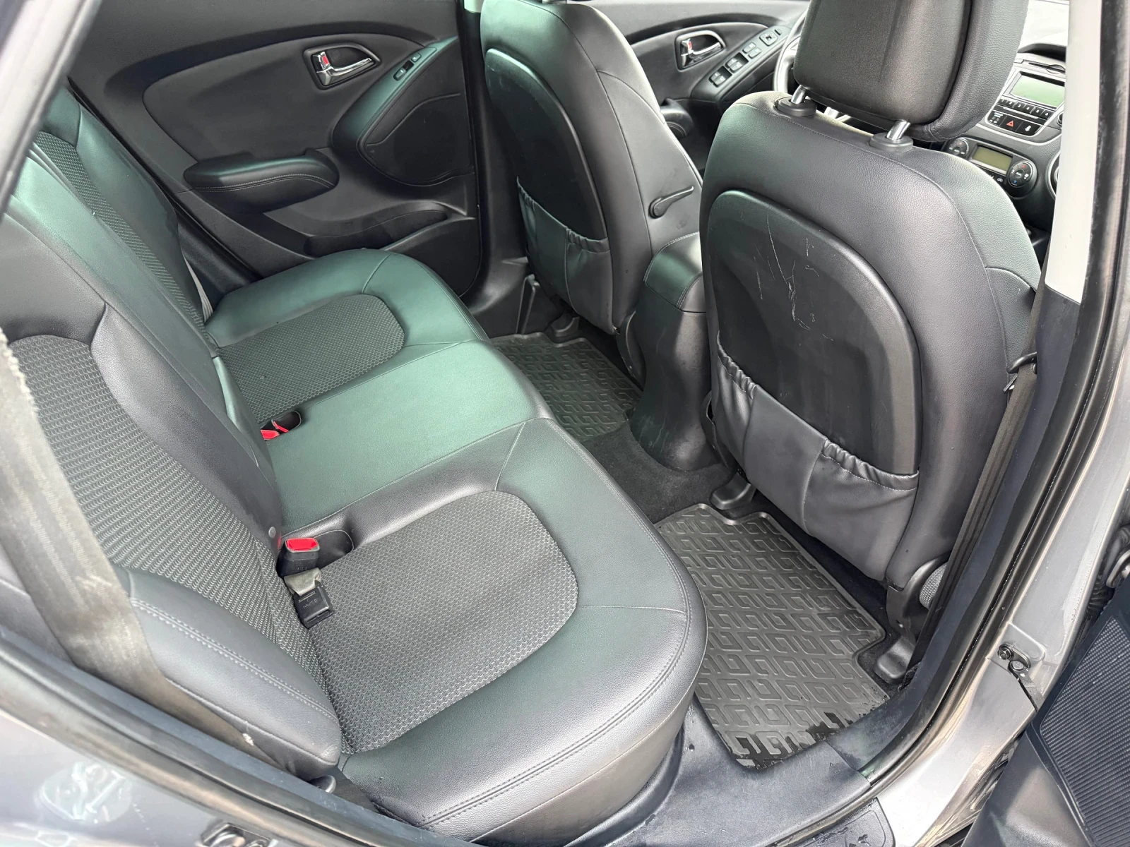 Hyundai IX35 2.0 CRDi / 4WD 4X4 / KOJA / PODGREV / PARKTRONIC  | Mobile.bg � ����������� 14