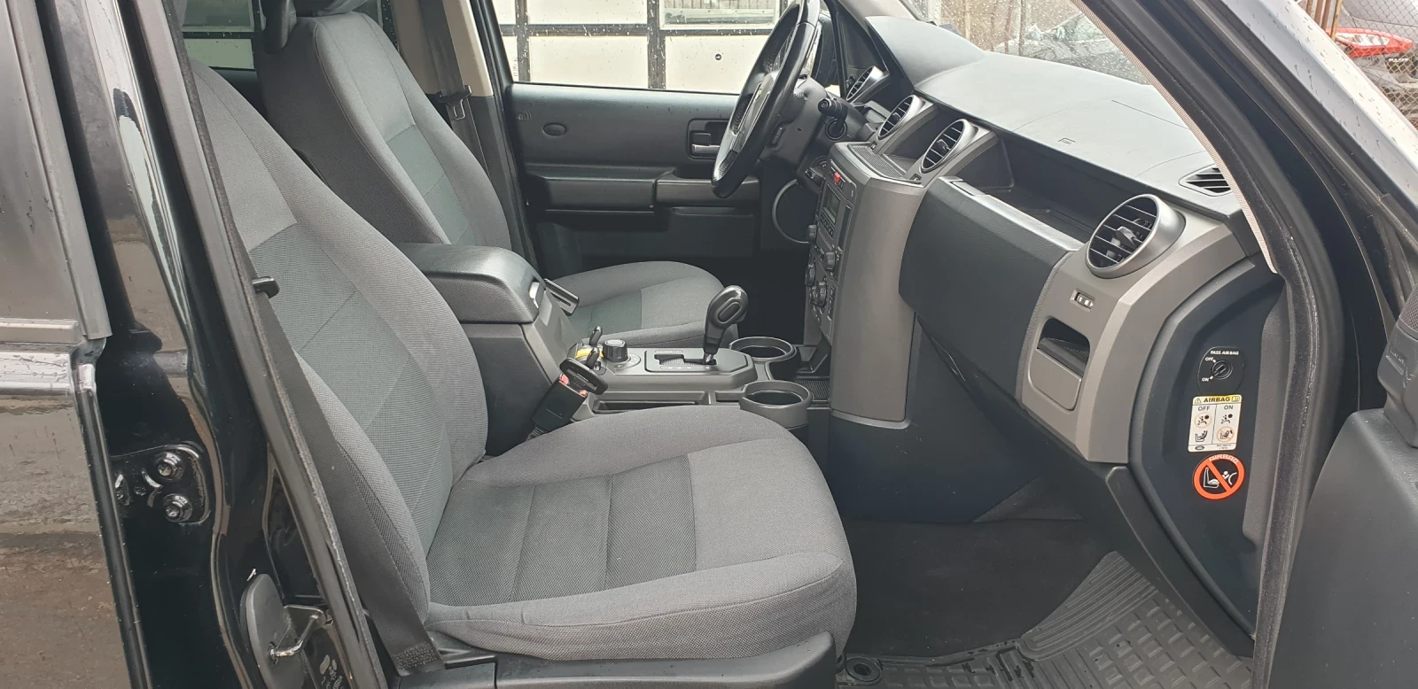 Land Rover Discovery 2.7 TDV6 SE 7 �����  | Mobile.bg � ����������� 12