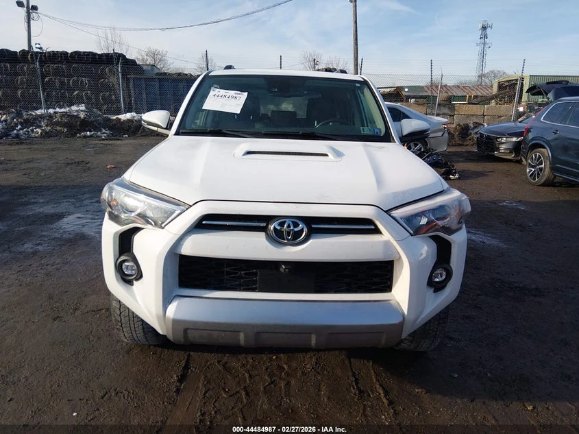 Toyota 4runner 4.0l Trd Off Road Premium, снимка 12 - Автомобили и джипове - 54154058