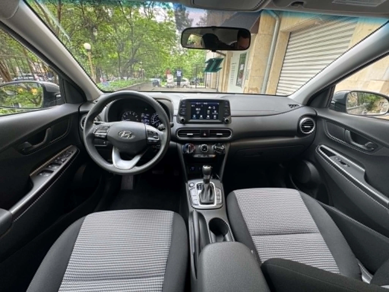 Hyundai Kona, снимка 11 - Автомобили и джипове - 54477007
