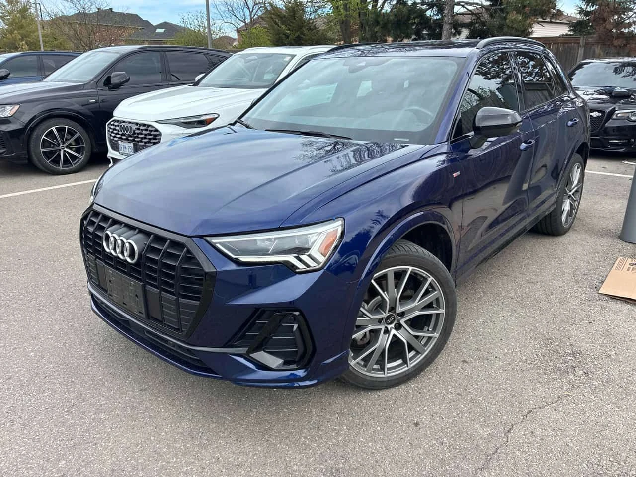 Audi Q3 Progressiv /SONOS/КЛИП НА МОТОРА / АВТОКРЕДИТ