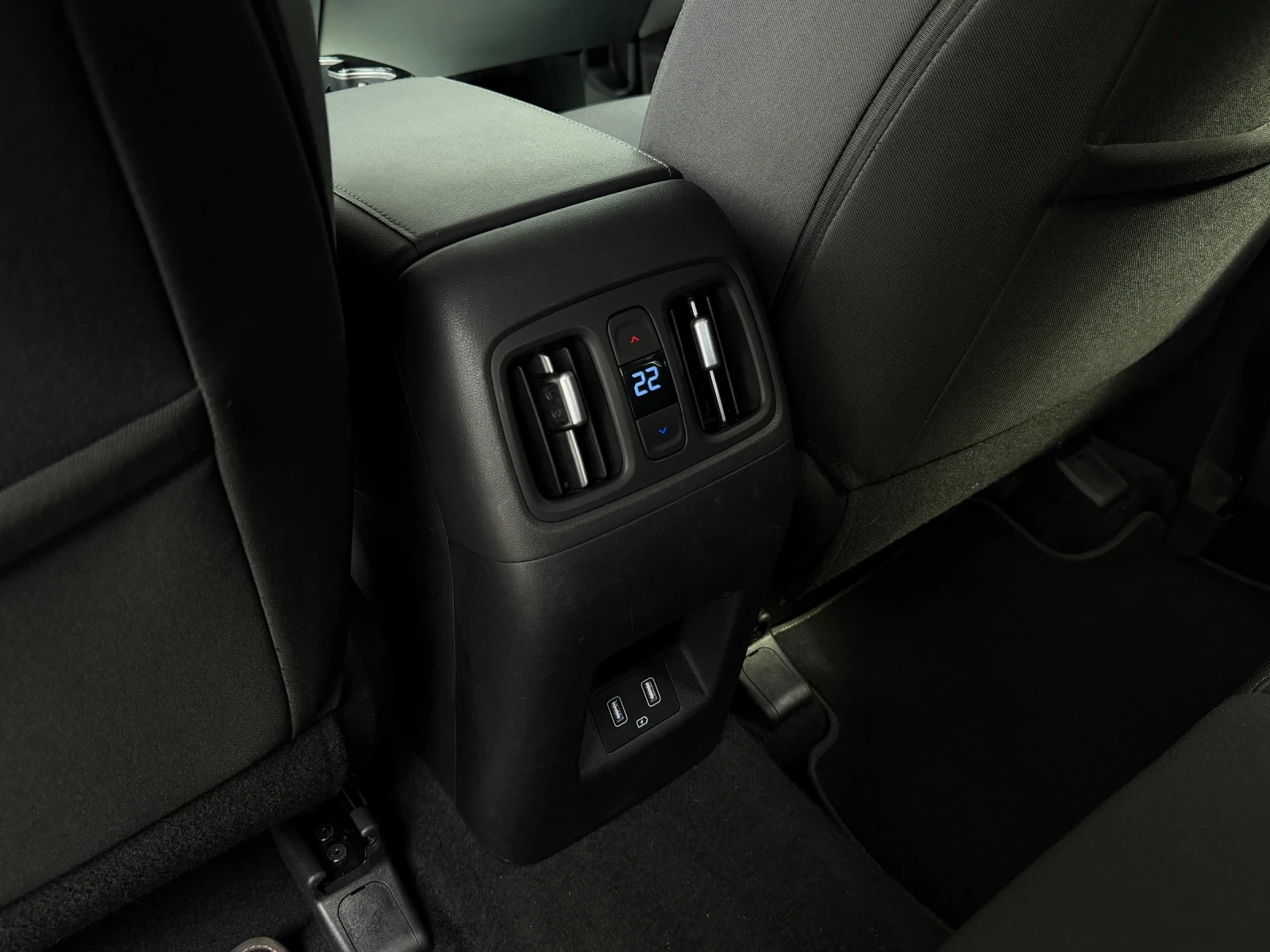 Hyundai Tucson 1.6 T-GDI Hybrid XLine, снимка 11 - Автомобили и джипове - 54710248
