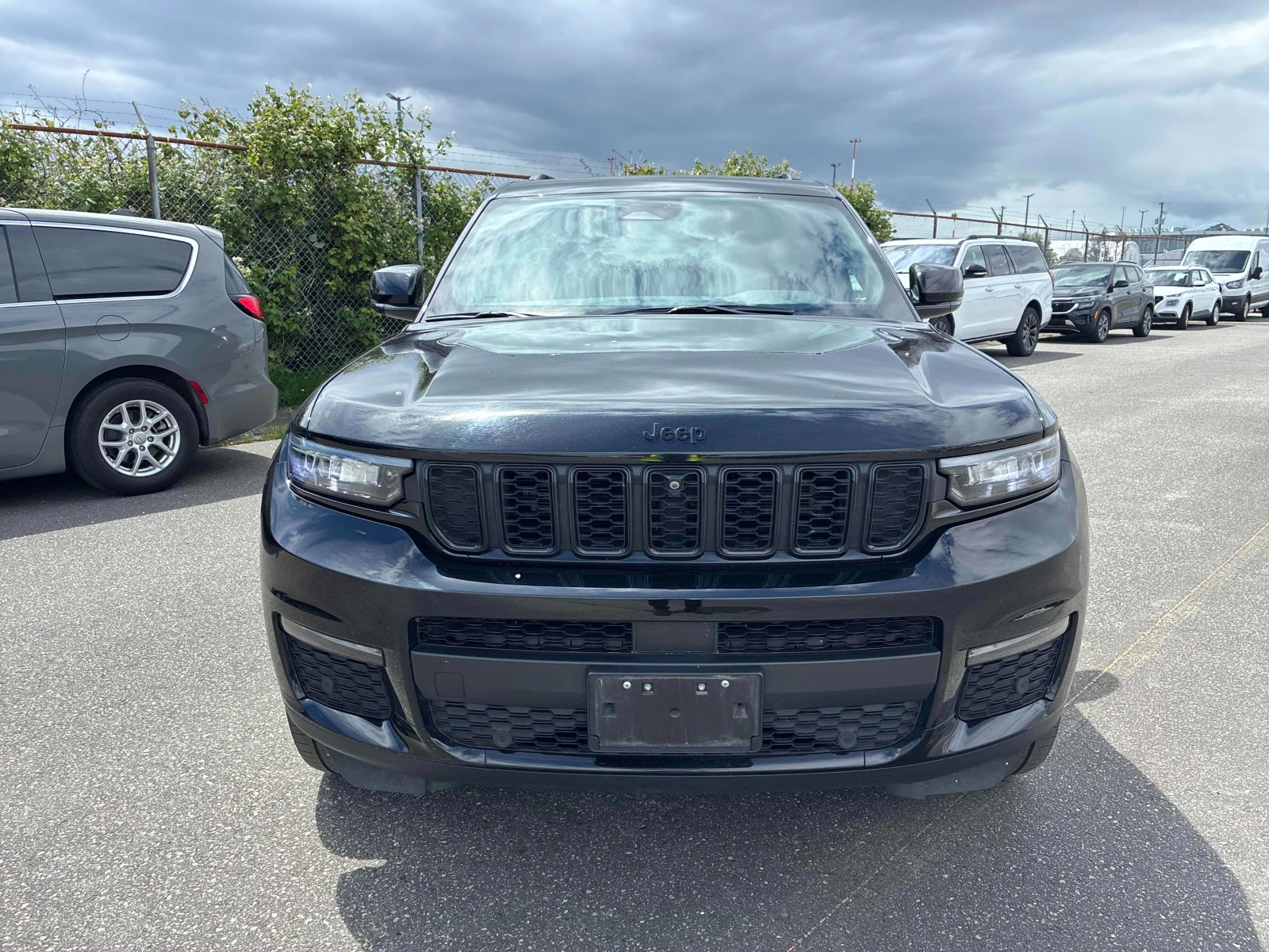 Jeep Grand cherokee L * Limited * CARFAX * АВТО КРЕДИТ * , снимка 3 - Автомобили и джипове - 54804188