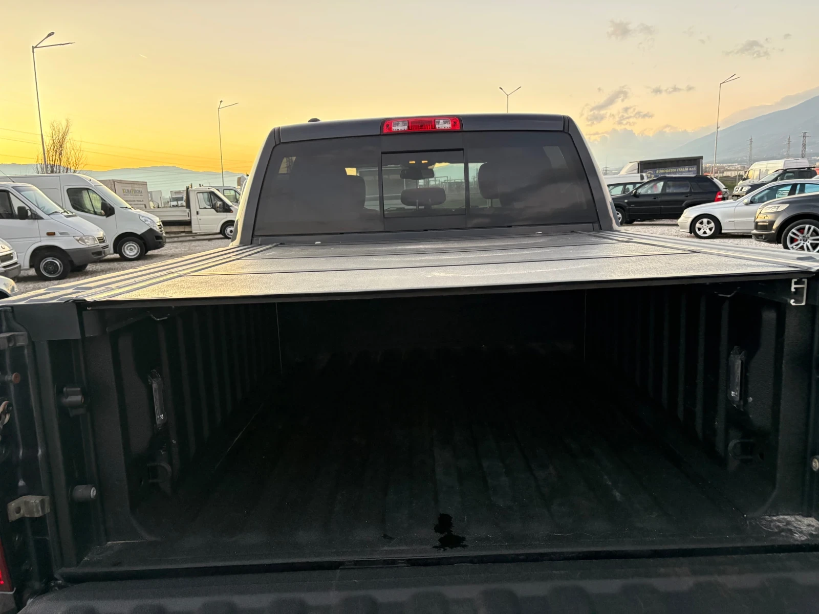Dodge RAM 1500, снимка 10 - Автомобили и джипове - 54904255