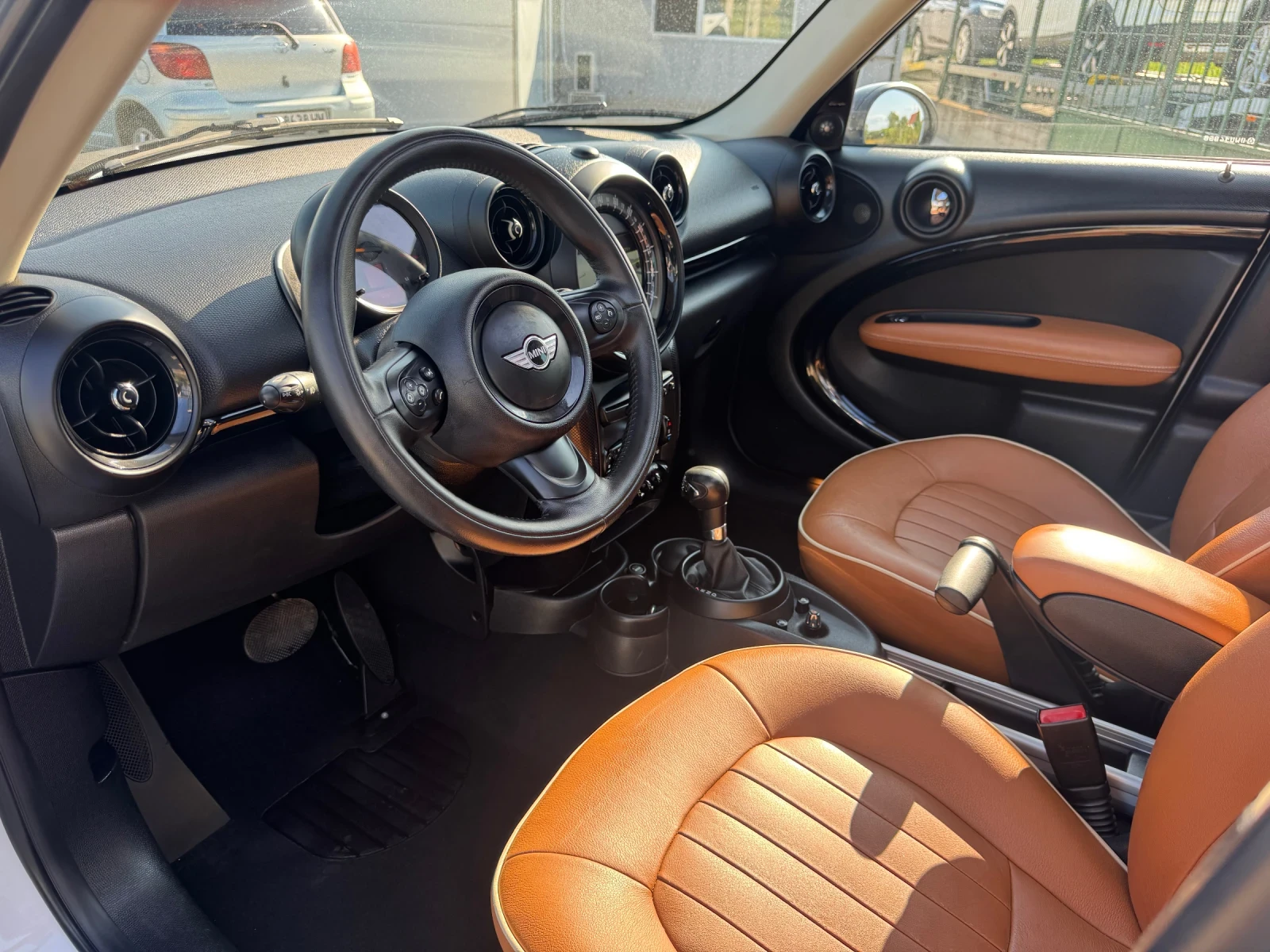 Mini Countryman 2.0D * AVTOMAT* PANO* NAVI* FULL* TOP* , снимка 8 - Автомобили и джипове - 55397007