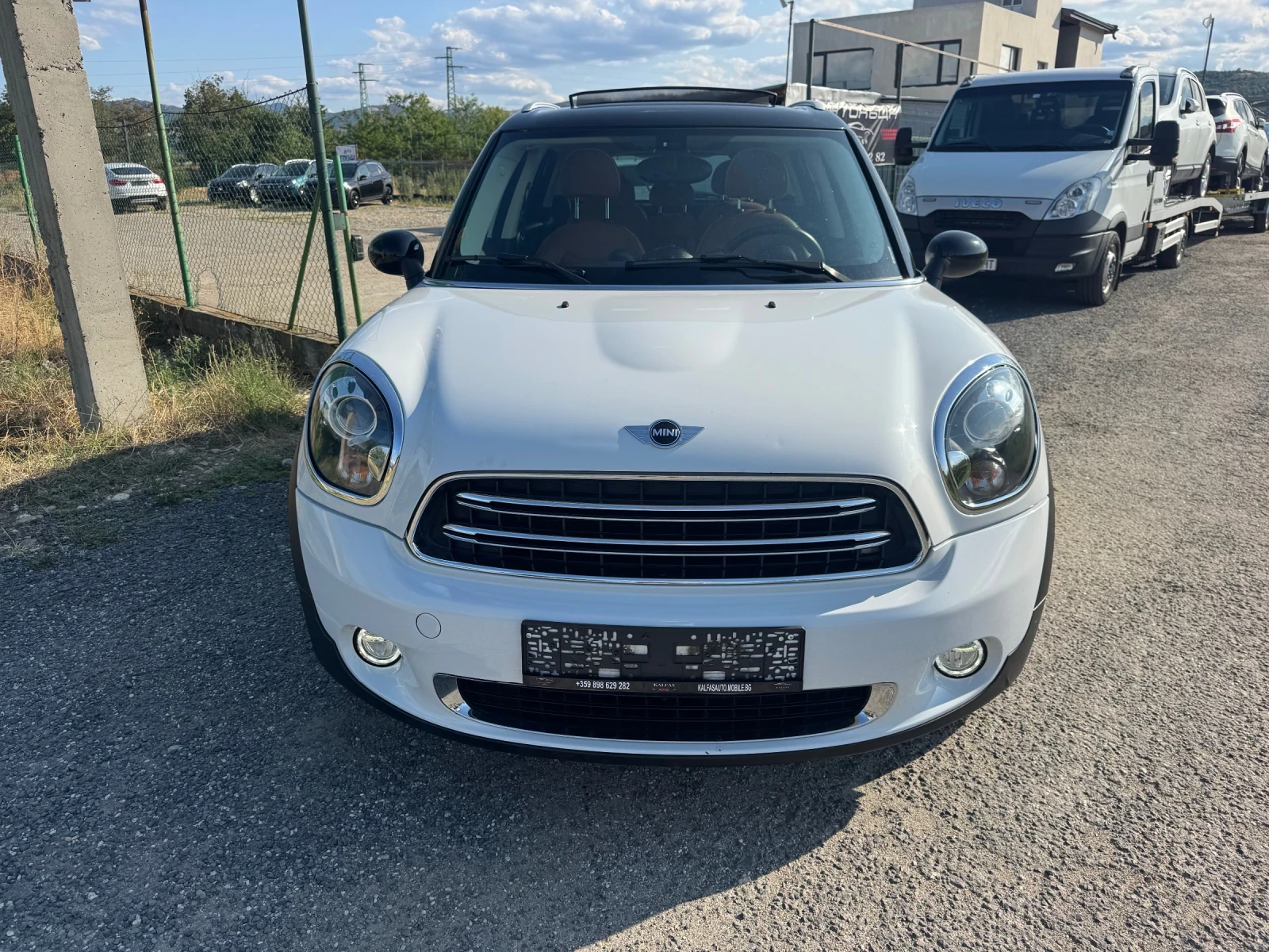 Mini Countryman 2.0D * AVTOMAT* PANO* NAVI* FULL* TOP* , снимка 2 - Автомобили и джипове - 55397007