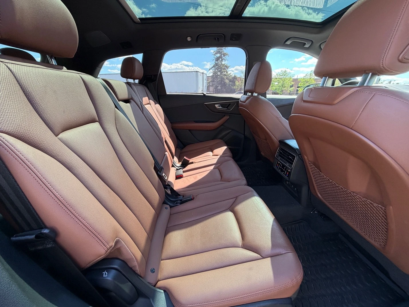 Audi Q7 * Technik * CARFAX * Без инциденти * , снимка 14 - Автомобили и джипове - 56140719