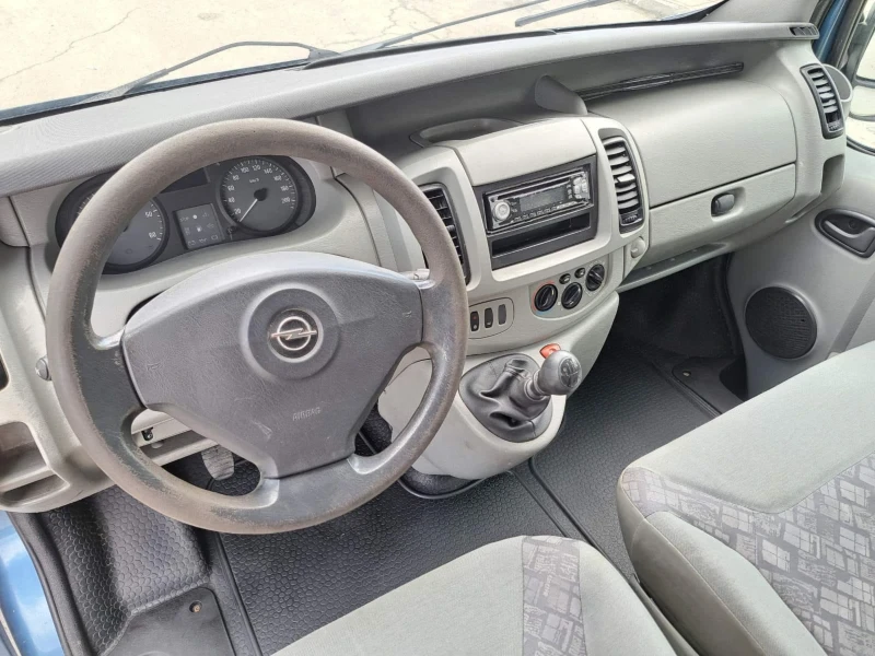 Renault Trafic  1.9 CDTI * КЛИМА * ТОП СЪСТОЯНИЕ , снимка 13 - Бусове и автобуси - 53124631