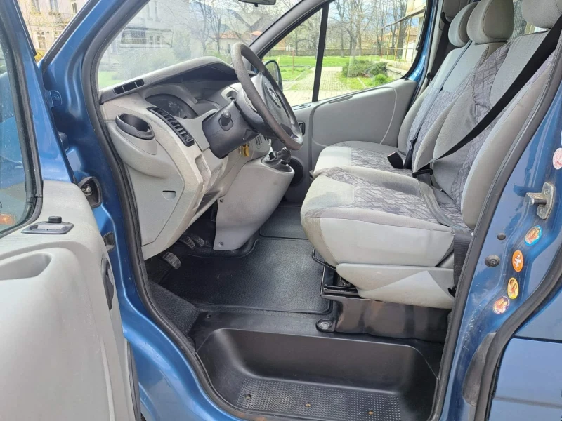 Renault Trafic  1.9 CDTI * КЛИМА * ТОП СЪСТОЯНИЕ , снимка 10 - Бусове и автобуси - 53124631