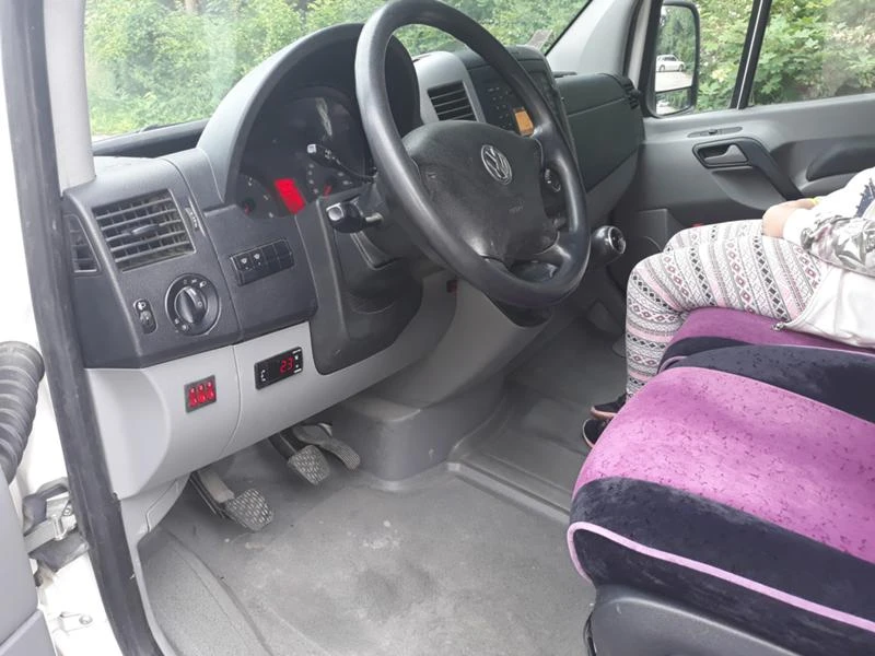 VW Crafter 2.0 TDI, снимка 13 - Бусове и автобуси - 42527488