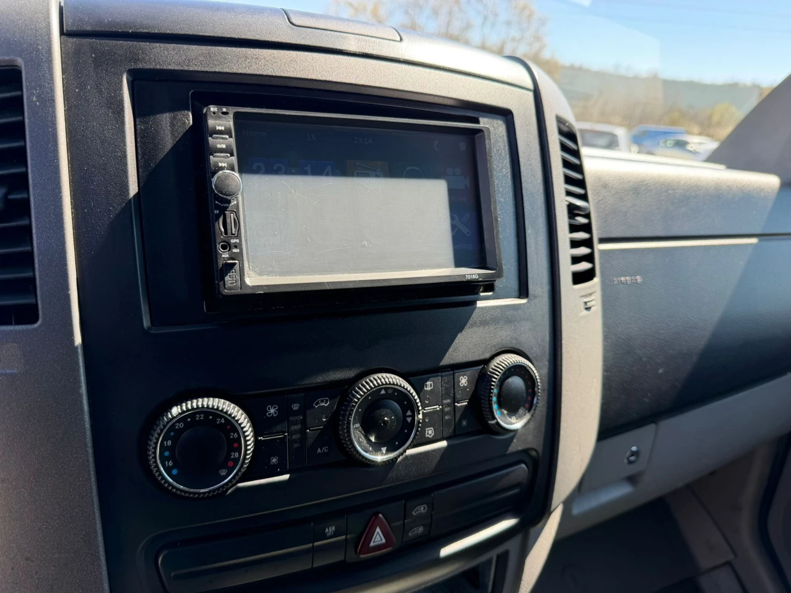 Mercedes-Benz Sprinter 316 CDI - КЛИМАТИК , снимка 12 - Бусове и автобуси - 54213521