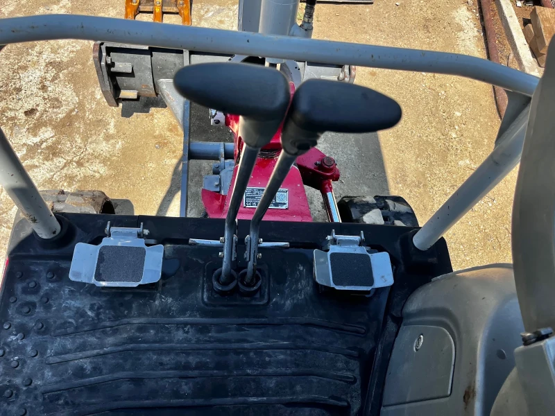 Багер Takeuchi TB216, снимка 8 - Индустриална техника - 51072108