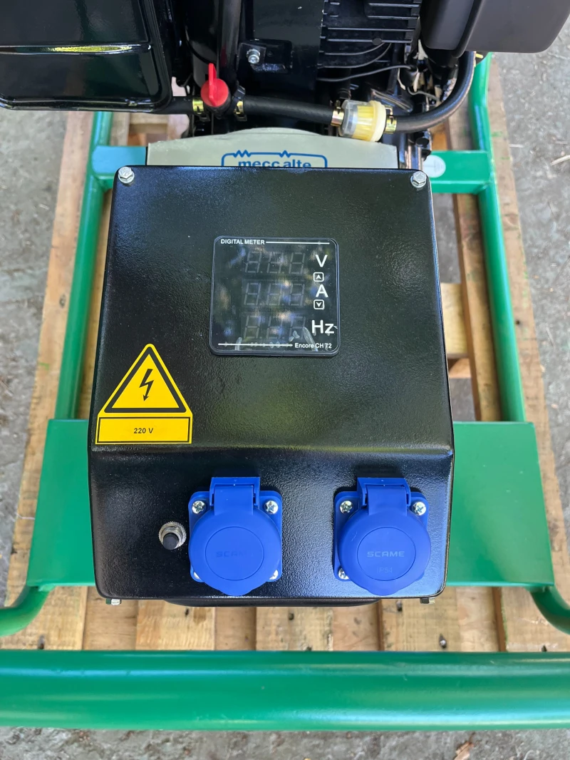 Допълнително оборудване Електроагрегат Бензонов монофазен генератор / агрегат Briggs & St, снимка 7 - Индустриална техника - 51799373