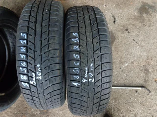 Гуми Зимни 185/60R15, снимка 1 - Гуми и джанти - 20302582