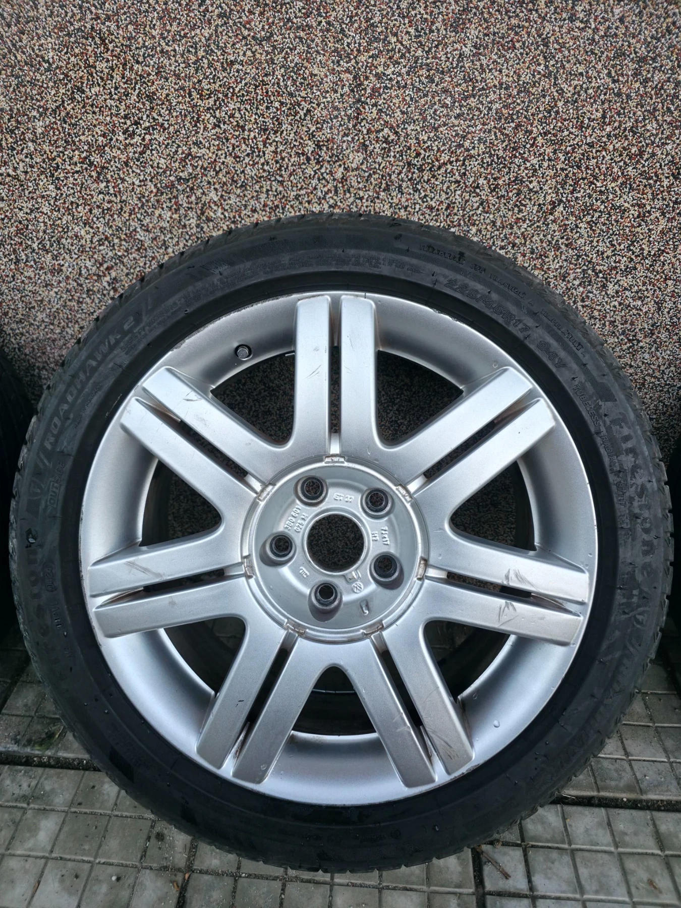 Гуми с джанти Firestone 225/45R17, снимка 4 - Гуми и джанти - 56129595