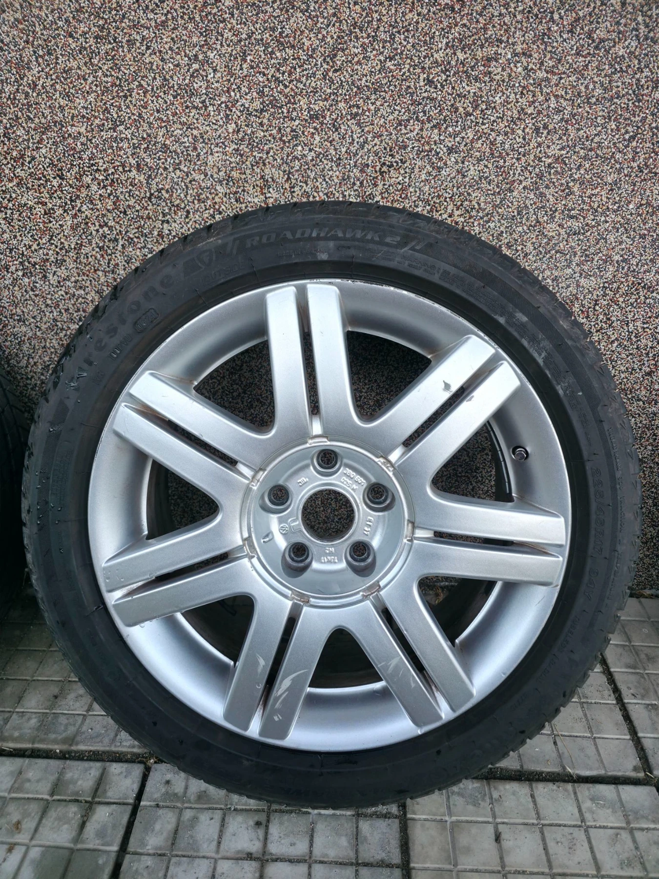 Гуми с джанти Firestone 225/45R17, снимка 5 - Гуми и джанти - 56129595