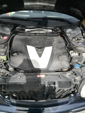 Mercedes-Benz C 320, снимка 9
