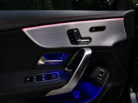 Mercedes-Benz CLA 180, снимка 8
