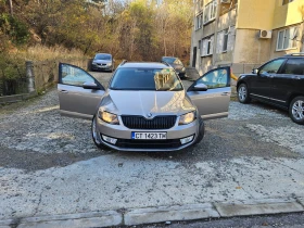     Skoda Octavia   .