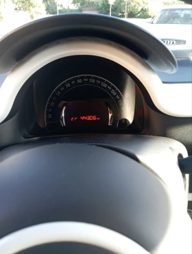 Обява за продажба на Renault Twingo 1.0 SCe 70 Life 2017 * 5 врати* 44000км ~10 000 лв. - изображение 1