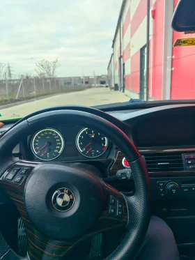 BMW 330, снимка 4