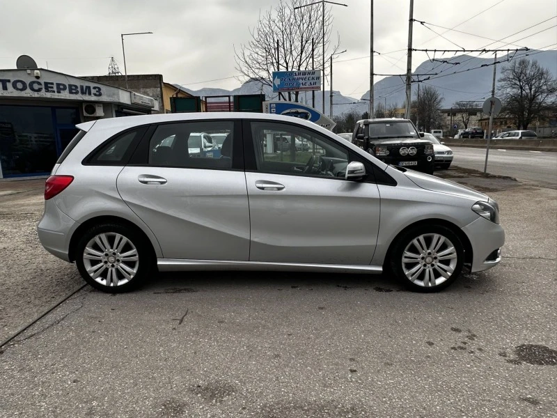 Mercedes-Benz B 180, снимка 8 - Автомобили и джипове - 44764569