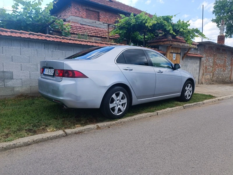 Honda Accord, снимка 6 - Автомобили и джипове - 47390620