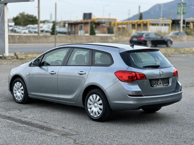 Opel Astra 1.7CDTI NAVY RECARO ЛИЗИНГ, снимка 5 - Автомобили и джипове - 47293392