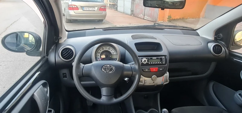 Toyota Aygo ГАРАНЦИЯ 3месеца/топ състояние, снимка 5 - Автомобили и джипове - 47283748